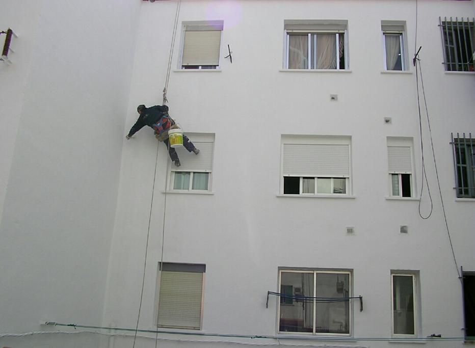 Rehabilitación de patios de luces en Castellón